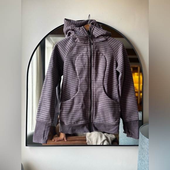 LULULEMON 🍋 | Striped Scuba | size 6 - Picture 2 of 6